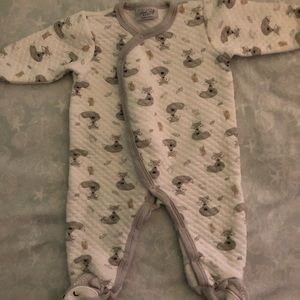 NWOT quilted fox snap down baby footie